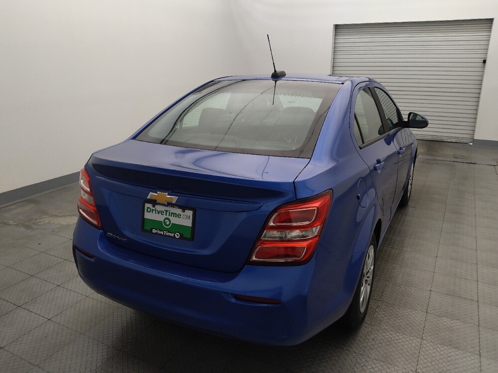 2017 Chevrolet Sonic in Round Rock, TX 78664 - 18132316 7