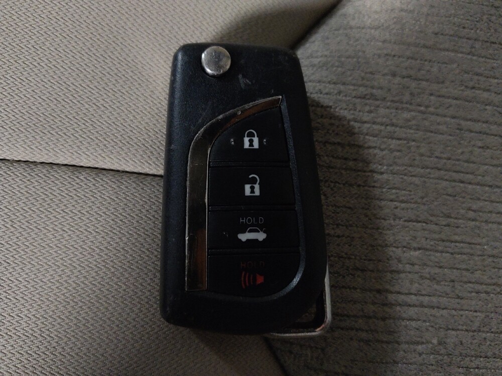 2020 Toyota Camry in Metairie, LA 70006 - 18132317 32