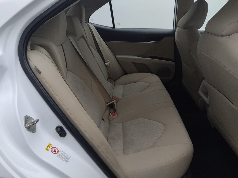 2020 Toyota Camry in Metairie, LA 70006 - 18132317 19