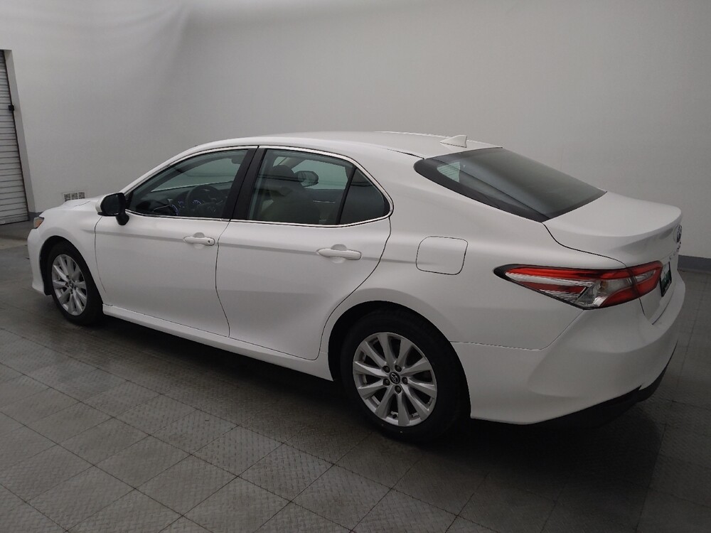 2020 Toyota Camry in Metairie, LA 70006 - 18132317 3
