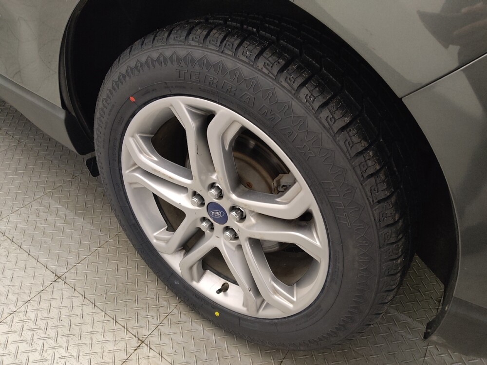 2018 Ford Edge in Houston, TX 77060 - 18132320 31