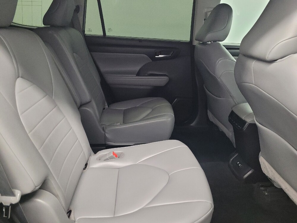 2021 Toyota Highlander in Houston, TX 77034 - 18132324 19