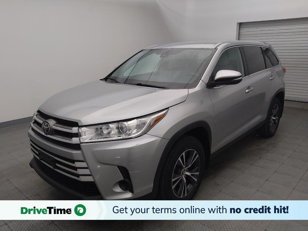 2019 Toyota Highlander in Live Oak, TX 78233 - 18132327