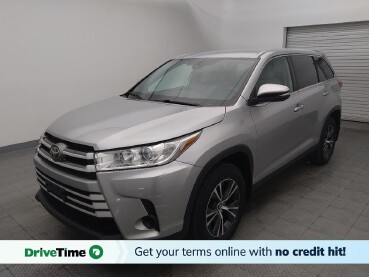 2019 Toyota Highlander in Live Oak, TX 78233