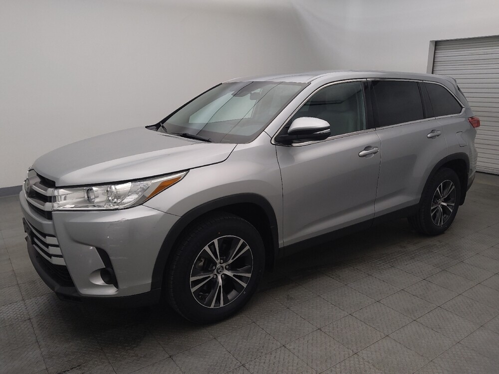 2019 Toyota Highlander in Live Oak, TX 78233 - 18132327 2