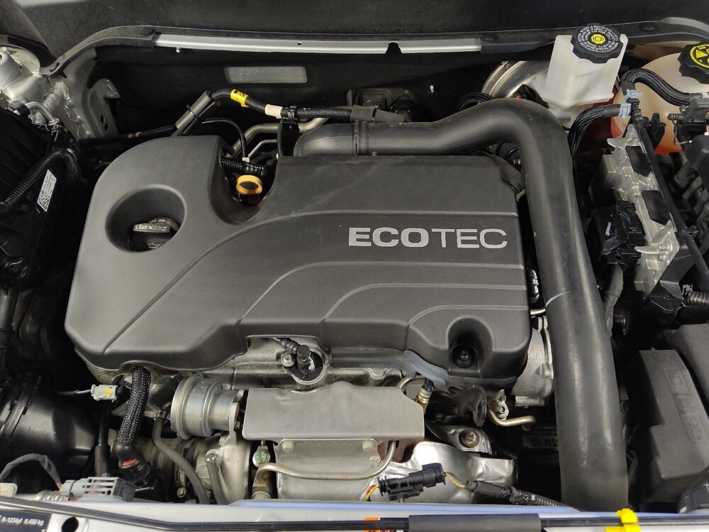 2021 Chevrolet Equinox in San Antonio, TX 78238 - 18132329 30