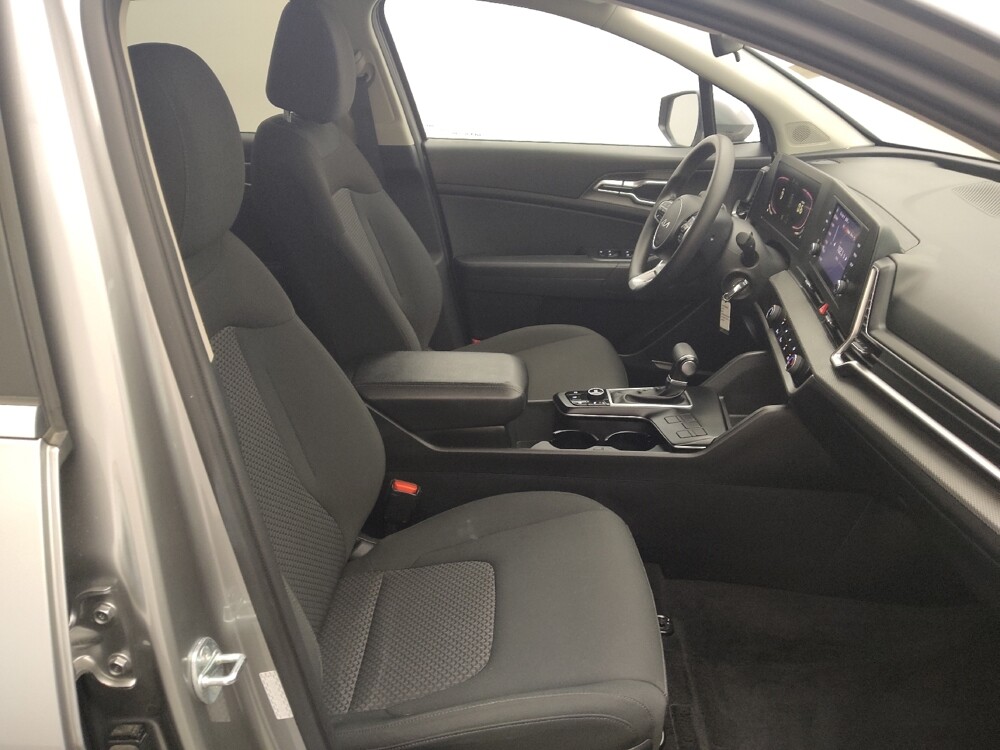 2023 Kia Sportage in Live Oak, TX 78233 - 18132333 21