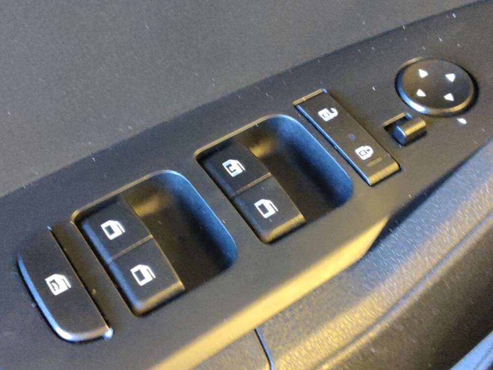 2023 Kia Sportage in Live Oak, TX 78233 - 18132333 27