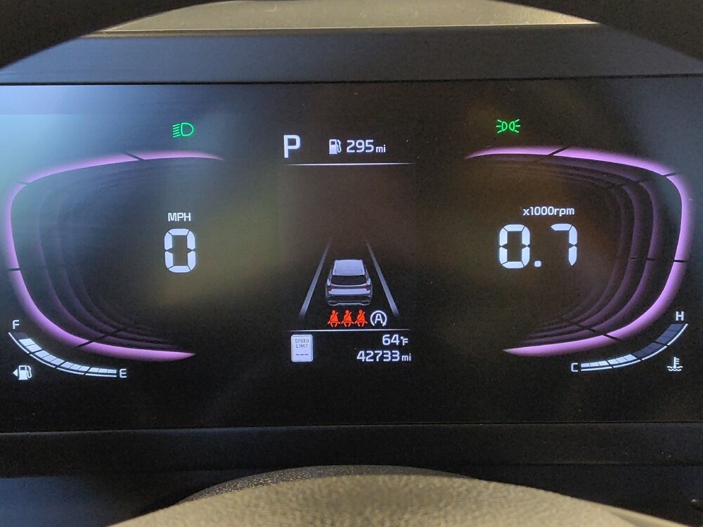 2023 Kia Sportage in Live Oak, TX 78233 - 18132333 23