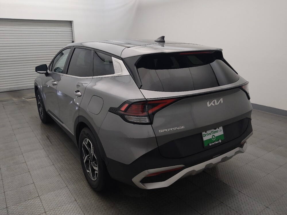 2023 Kia Sportage in Live Oak, TX 78233 - 18132333 5