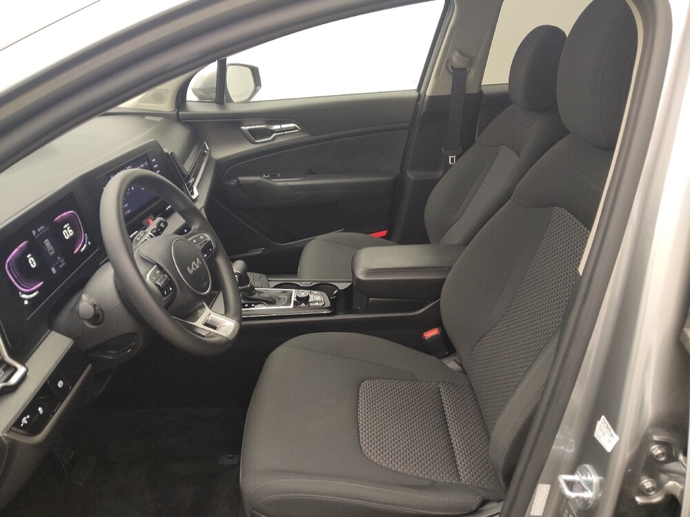 2023 Kia Sportage in Live Oak, TX 78233 - 18132333 17