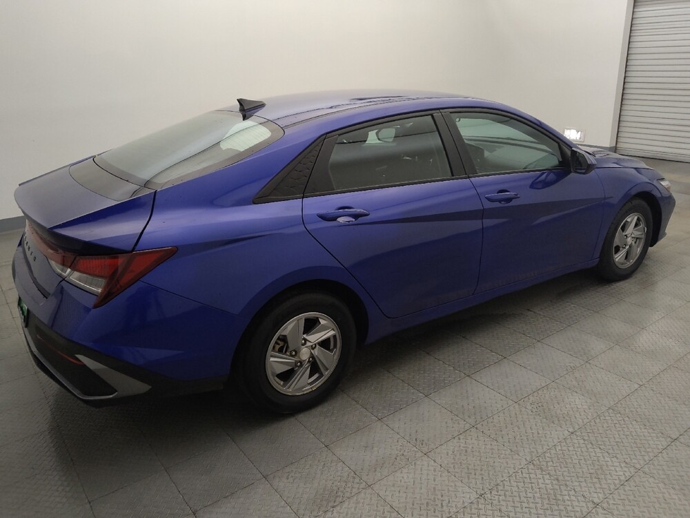 2025 Hyundai Elantra in Houston, TX 77034 - 18132334 10