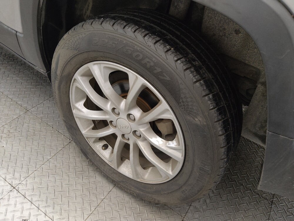 2019 Jeep Cherokee in Temple, TX 76502 - 18132336 31