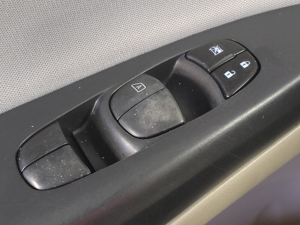 2016 Nissan Sentra in Live Oak, TX 78233 - 18132337 27