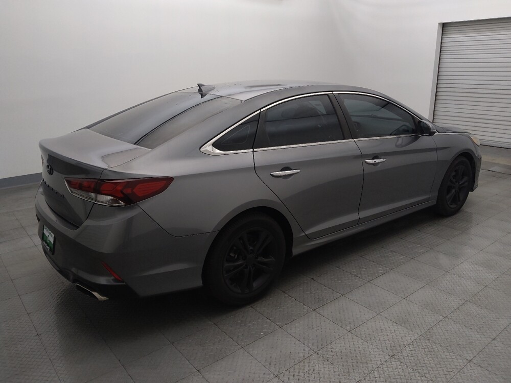 2018 Hyundai Sonata in Houston, TX 77060 - 18132340 10