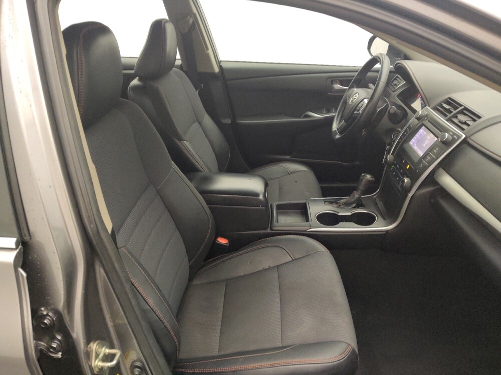 2016 Toyota Camry in Houston, TX 77060 - 18132344 21