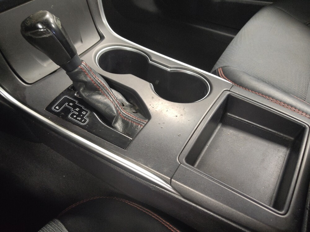 2016 Toyota Camry in Houston, TX 77060 - 18132344 26