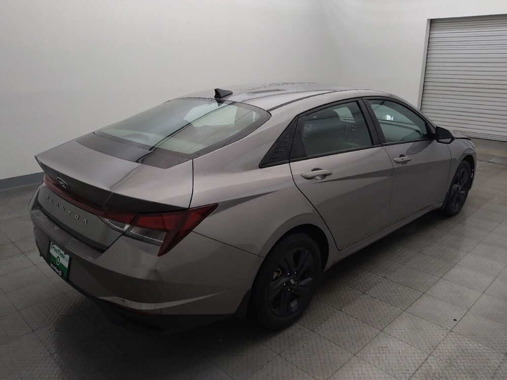 2023 Hyundai Elantra in Temple, TX 76502 - 18132349 9