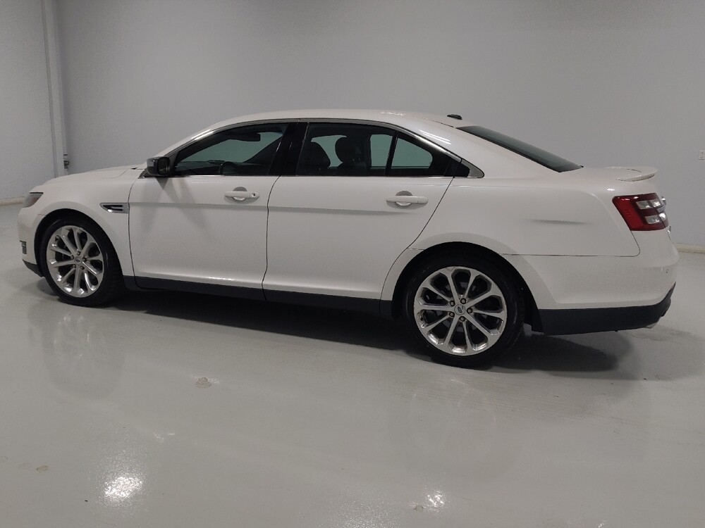 2014 Ford Taurus in Columbus, OH 43231 - 18132355 3