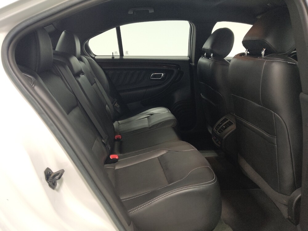 2014 Ford Taurus in Columbus, OH 43231 - 18132355 19