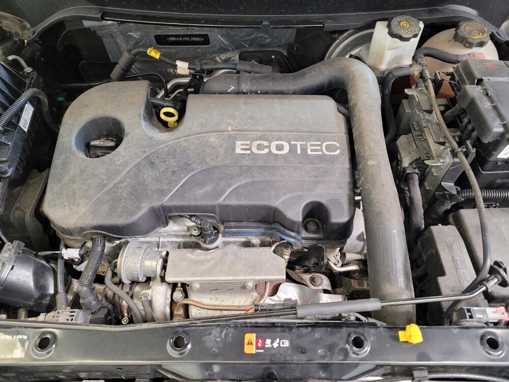 2022 Chevrolet Equinox in Columbus, OH 43228 - 18132357 30