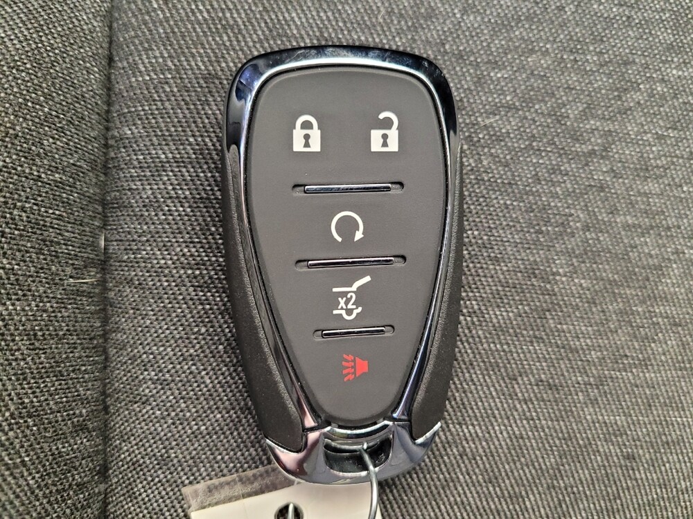 2024 Chevrolet Equinox in Fairfield, OH 45014 - 18132360 32