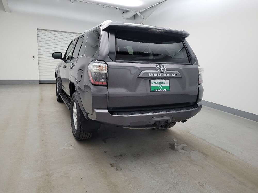 2017 Toyota 4Runner in Cincinnati, OH 45255 - 18132363 6