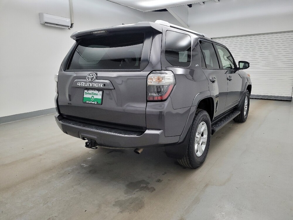 2017 Toyota 4Runner in Cincinnati, OH 45255 - 18132363 9