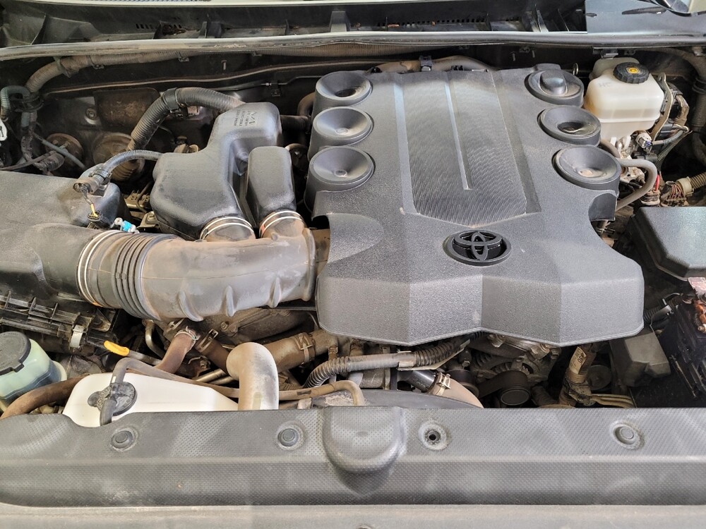 2017 Toyota 4Runner in Cincinnati, OH 45255 - 18132363 30