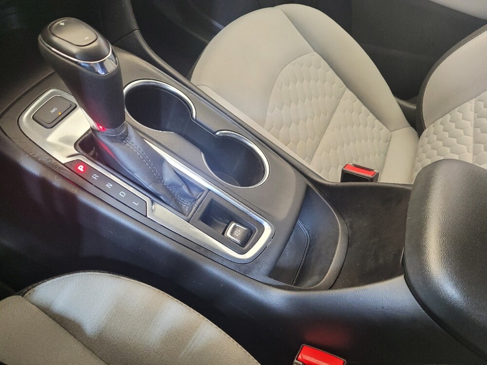 2021 Chevrolet Equinox in Columbus, OH 43228 - 18132365 26