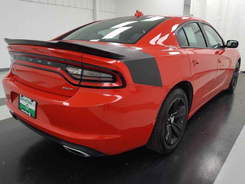2017 Dodge Charger in St. Louis, MO 63136 - 18132367 9