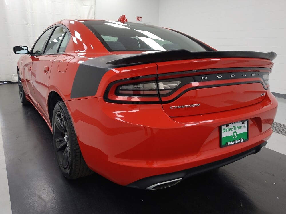 2017 Dodge Charger in St. Louis, MO 63136 - 18132367 5