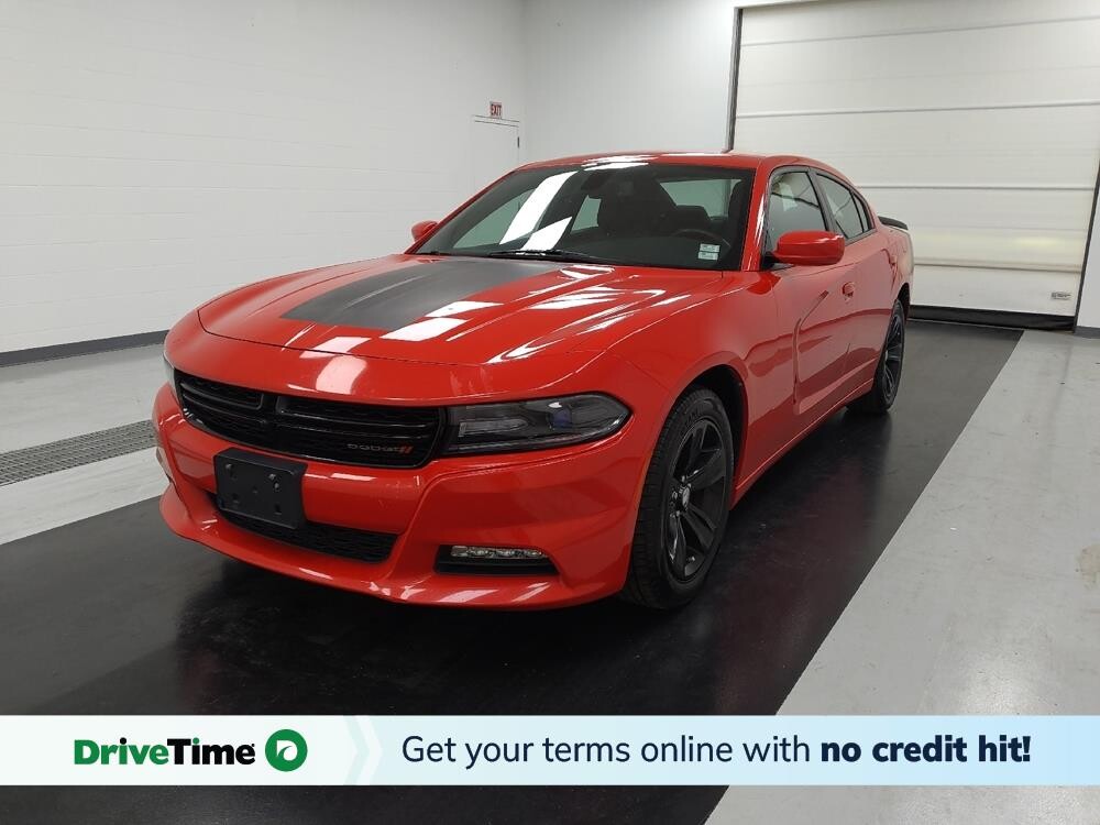 2017 Dodge Charger in St. Louis, MO 63136 - 18132367