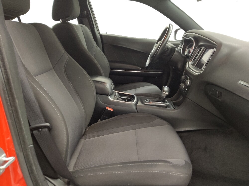 2017 Dodge Charger in St. Louis, MO 63136 - 18132367 21