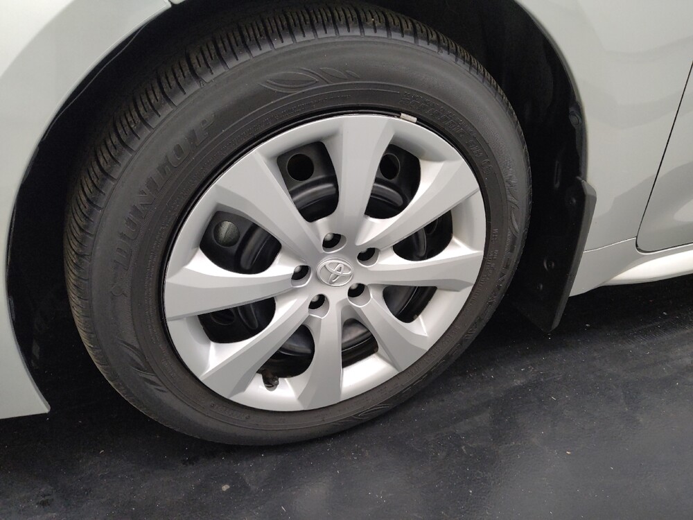 2024 Toyota Corolla in St. Louis, MO 63125 - 18132368 31