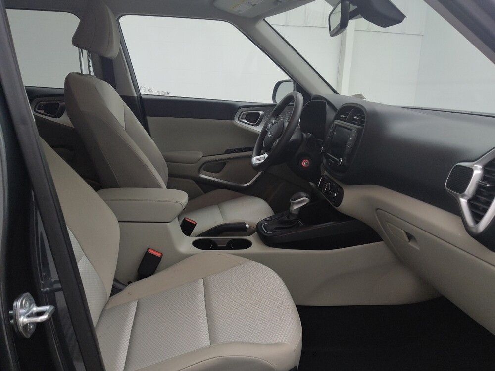 2023 Kia Soul in St. Louis, MO 63125 - 18132370 21