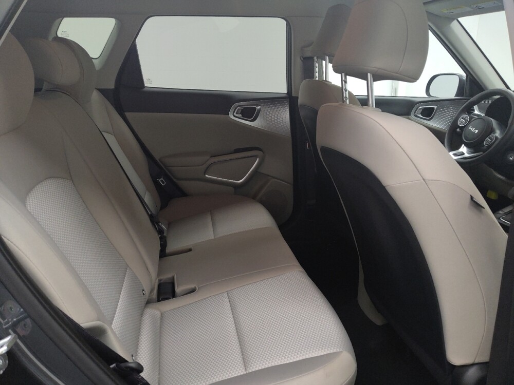 2023 Kia Soul in St. Louis, MO 63125 - 18132370 19