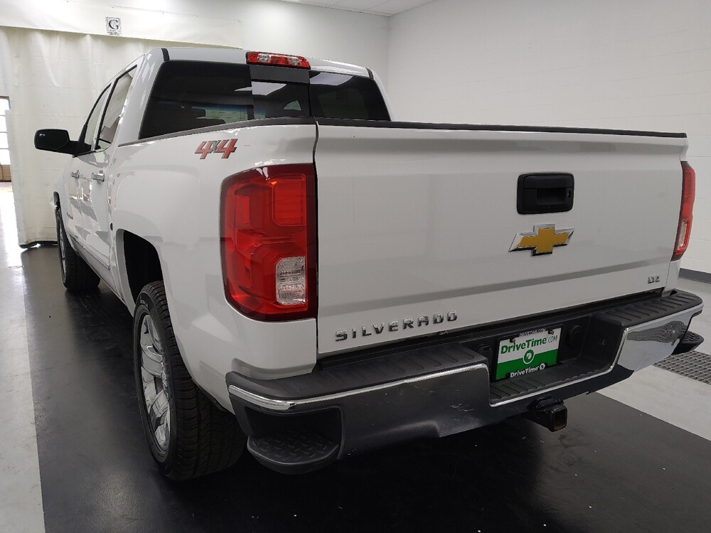 2018 Chevrolet Silverado 1500 in St. Louis, MO 63125 - 18132372 5