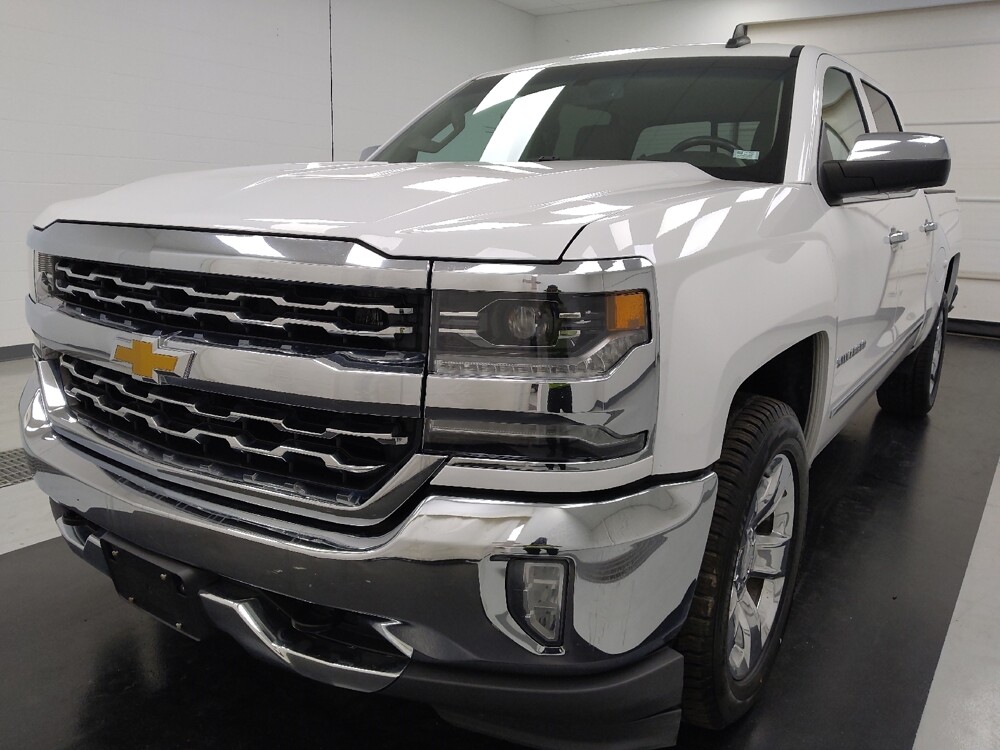2018 Chevrolet Silverado 1500 in St. Louis, MO 63125 - 18132372 15