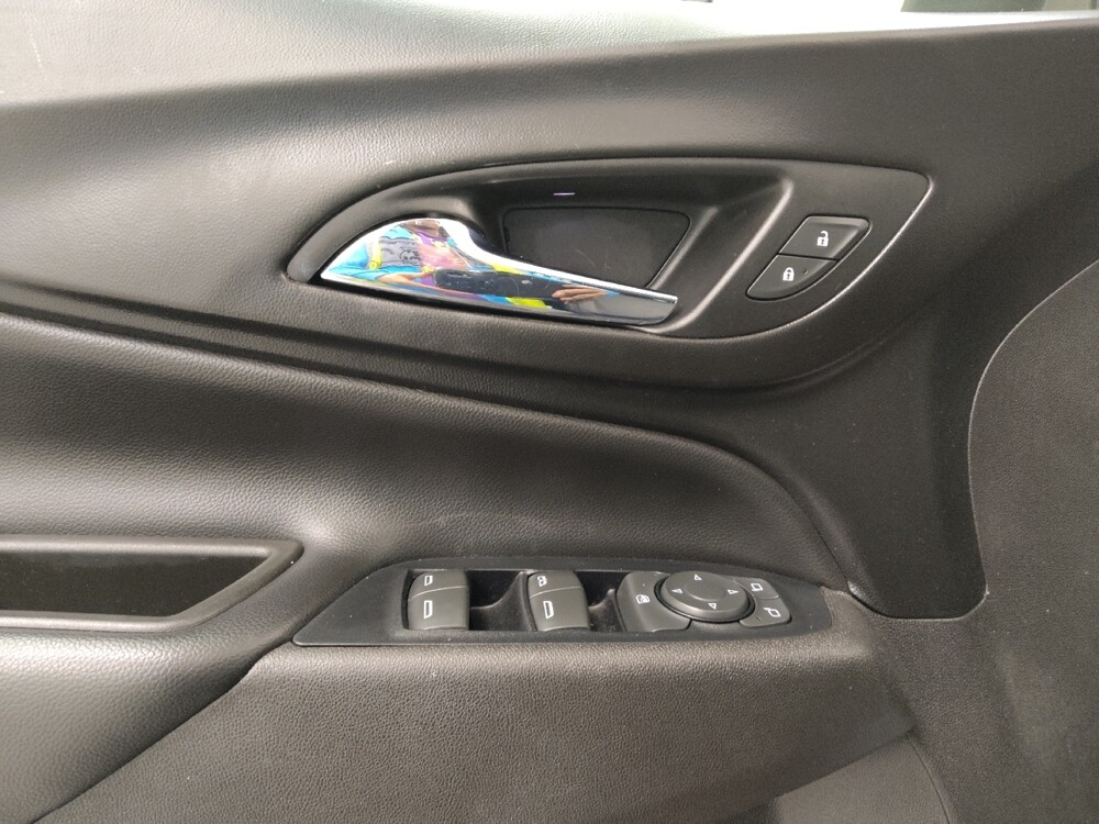 2019 Chevrolet Equinox in St. Louis, MO 63125 - 18132375 27