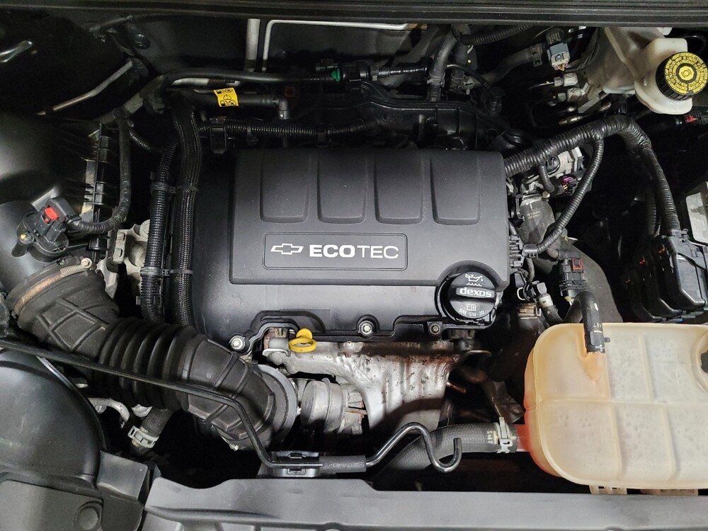 2020 Chevrolet Trax in Pittsburgh, PA 15237 - 18132376 30