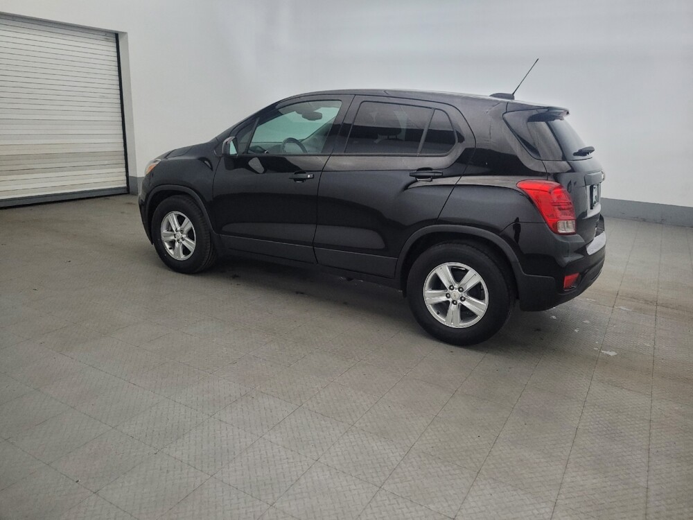 2020 Chevrolet Trax in Pittsburgh, PA 15237 - 18132376 3