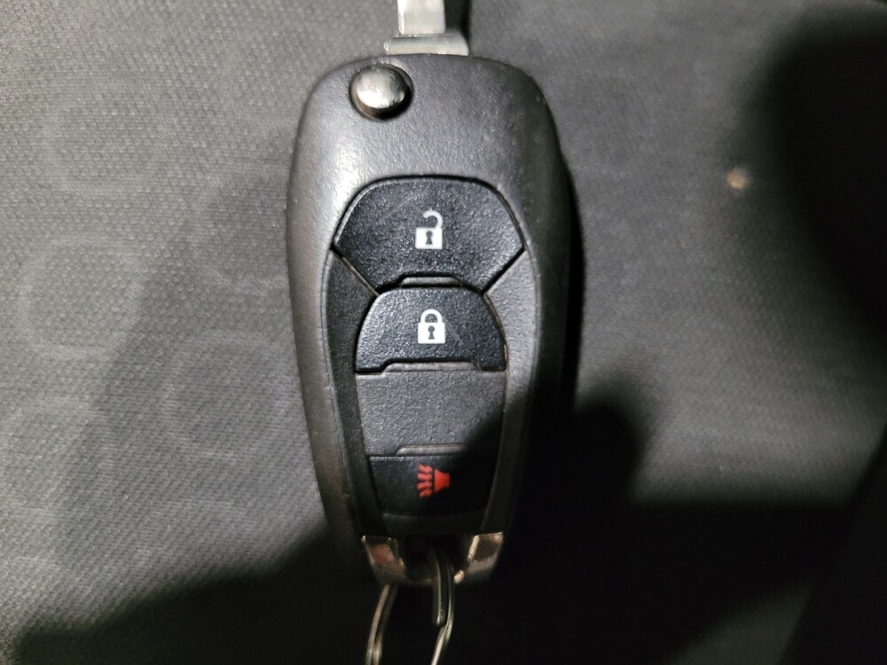 2020 Chevrolet Trax in Pittsburgh, PA 15237 - 18132376 32