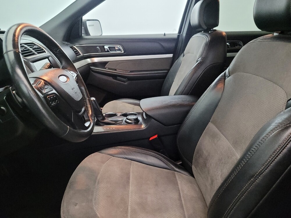 2017 Ford Explorer in Pittsburgh, PA 15237 - 18132377 17