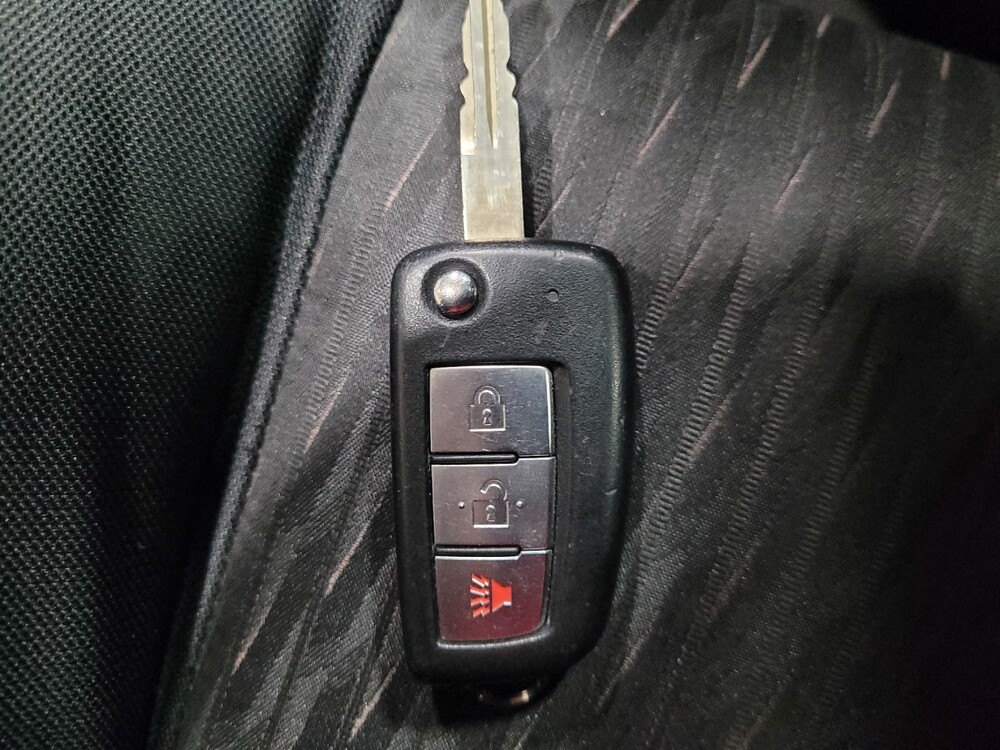 2017 Nissan Rogue in Glen Burnie, MD 21061 - 18132379 32