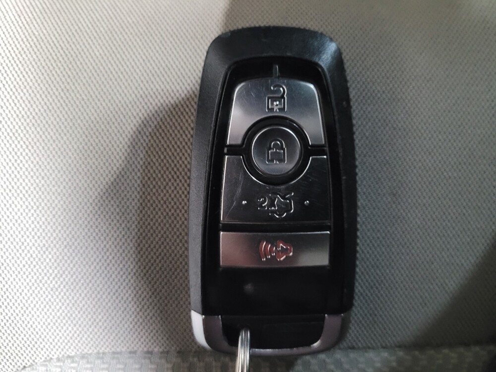 2018 Ford Fusion in Pittsburgh, PA 15237 - 18132383 32