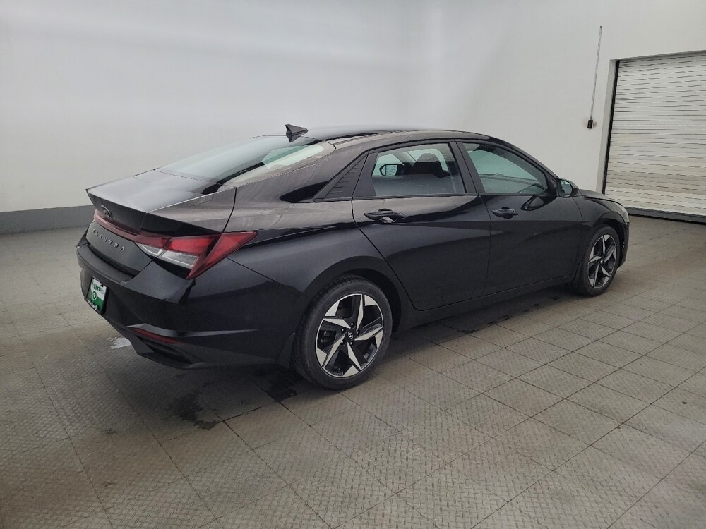 2023 Hyundai Elantra in Pittsburgh, PA 15237 - 18132386 10
