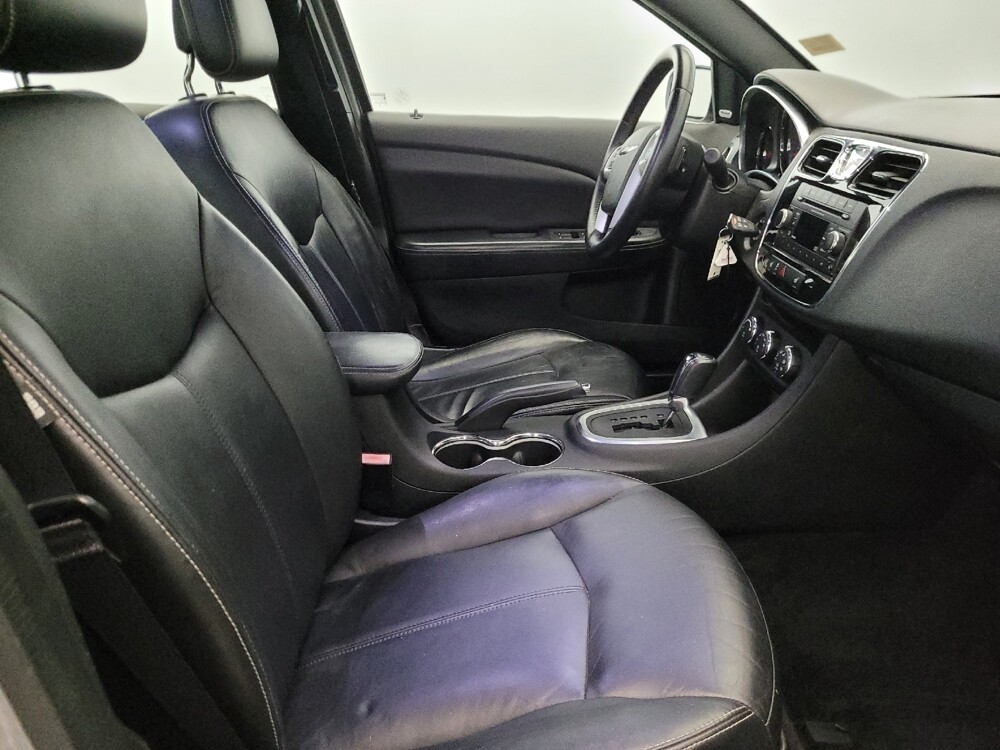 2014 Chrysler 200 in Pittsburgh, PA 15237 - 18132388 21