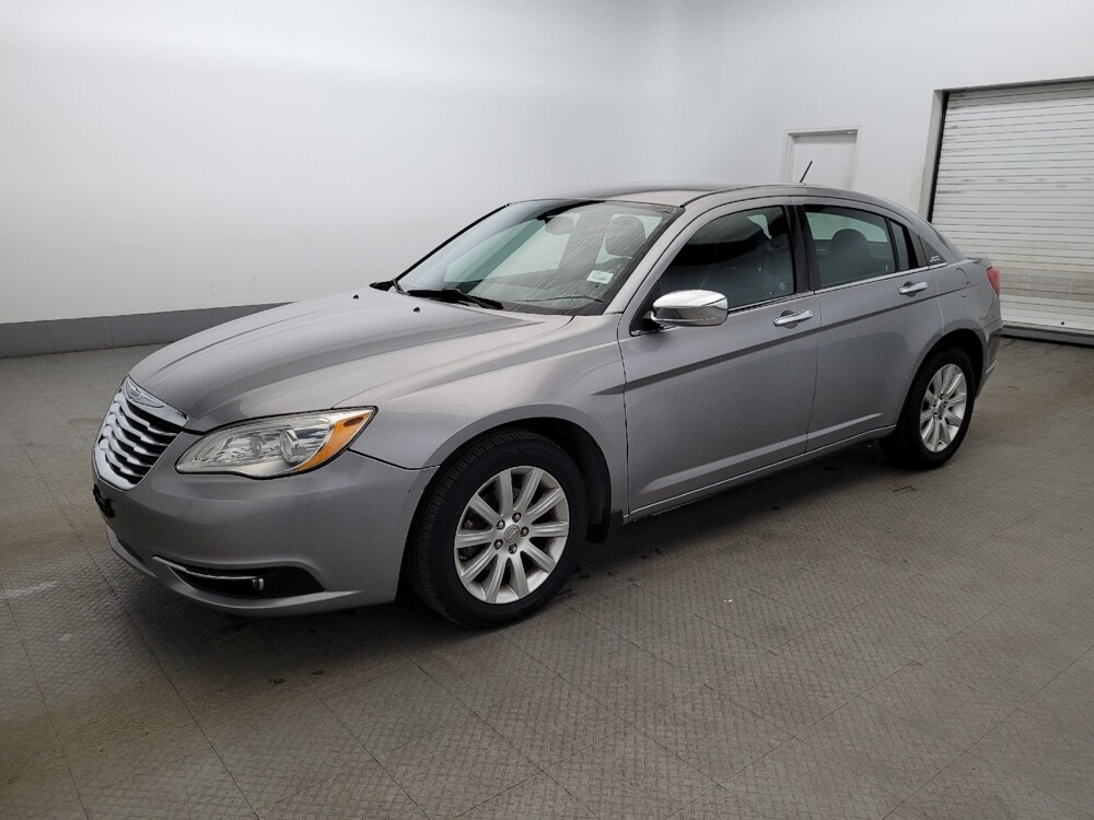 2014 Chrysler 200 in Pittsburgh, PA 15237 - 18132388 2
