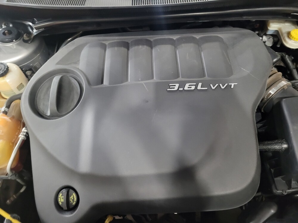 2014 Chrysler 200 in Pittsburgh, PA 15237 - 18132388 30